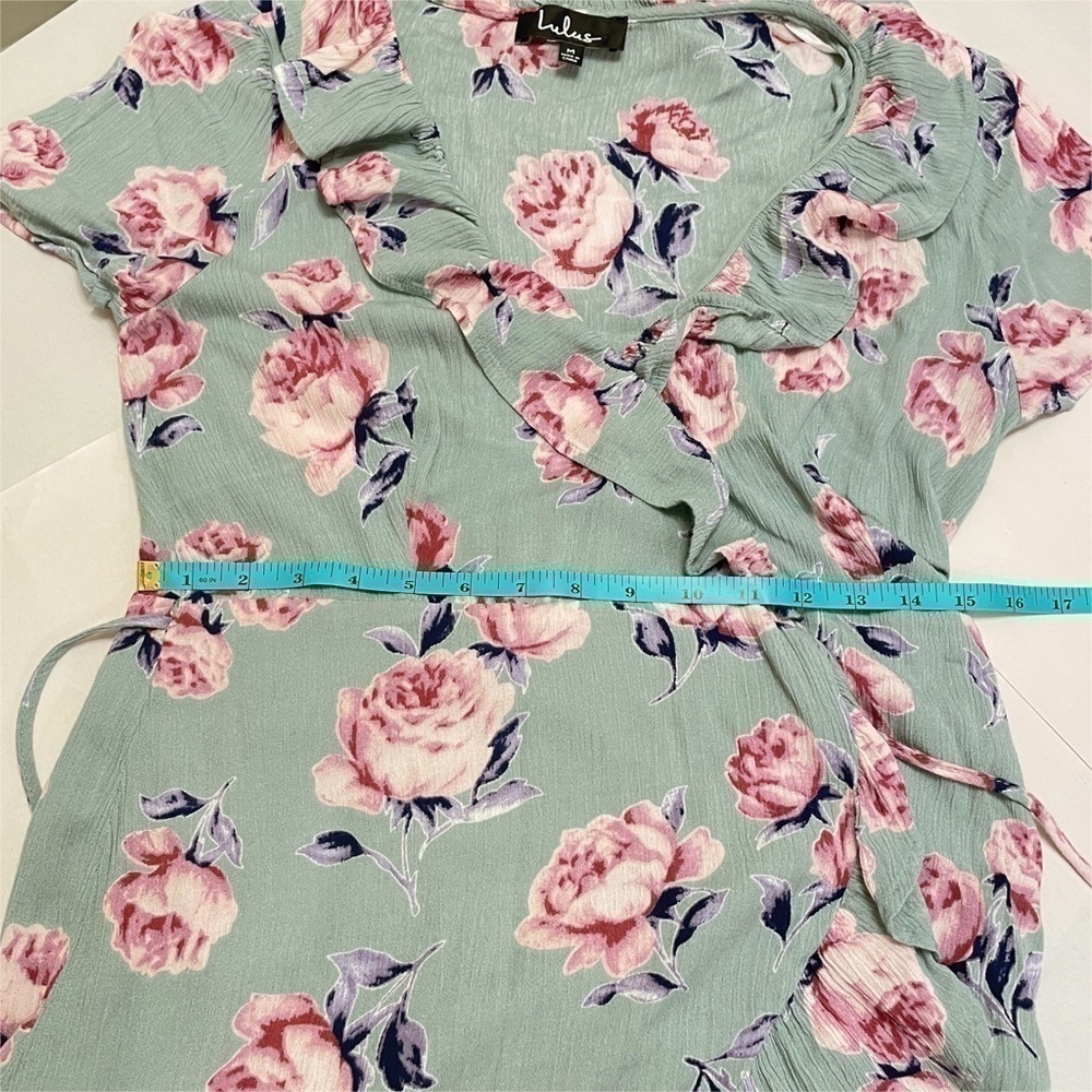Lulu's Gardenia Floral Print Wrap Dress SIze M - Picture 14 of 16